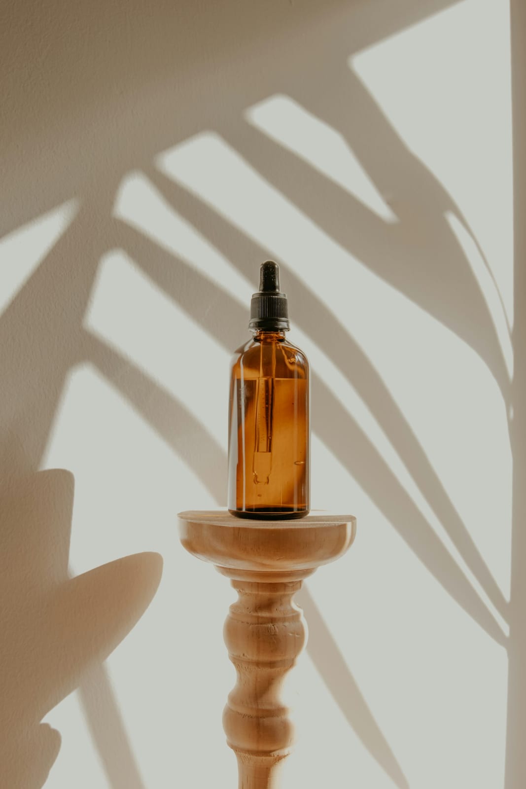 Skincare serum used at Imaan Skin