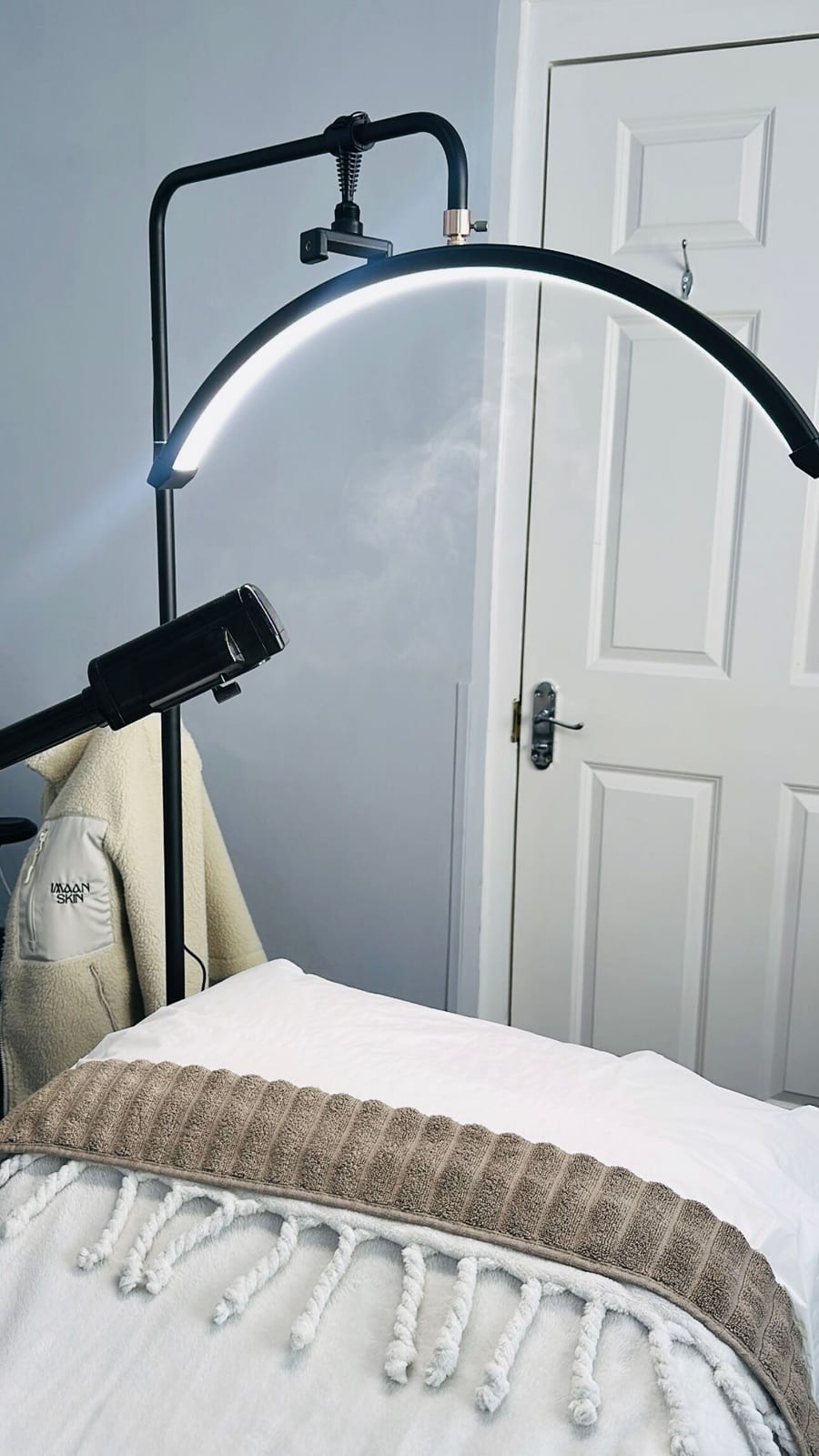 Imaan Skin studio interior detail